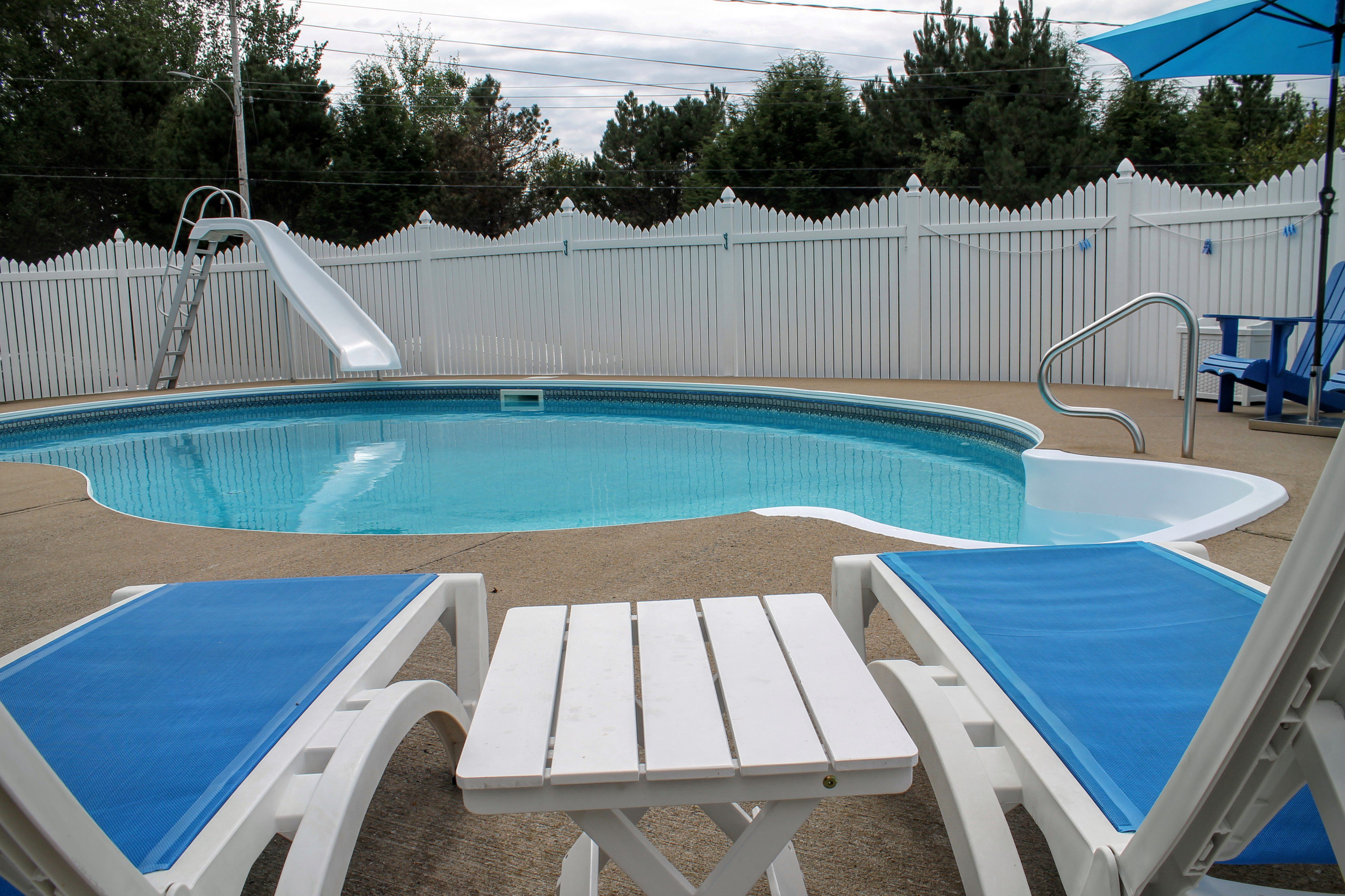 Admiral Cove Drive R&R Pools